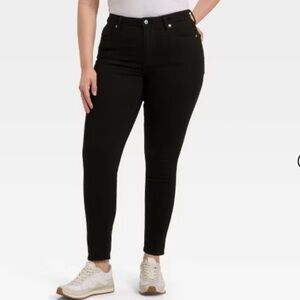 Universal Thread Women's Black High Rise Skinny Jeans